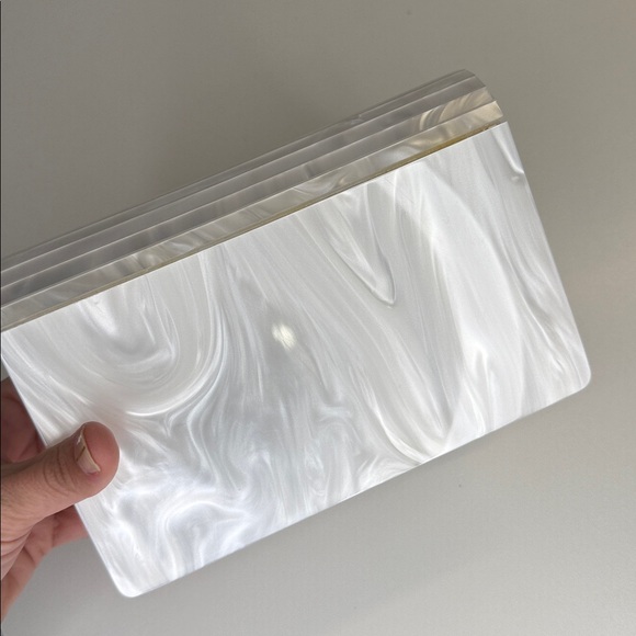 NWT MICHAEL Michael Kors Barbara Medium Envelope purse optic white - Picture 5 of 10